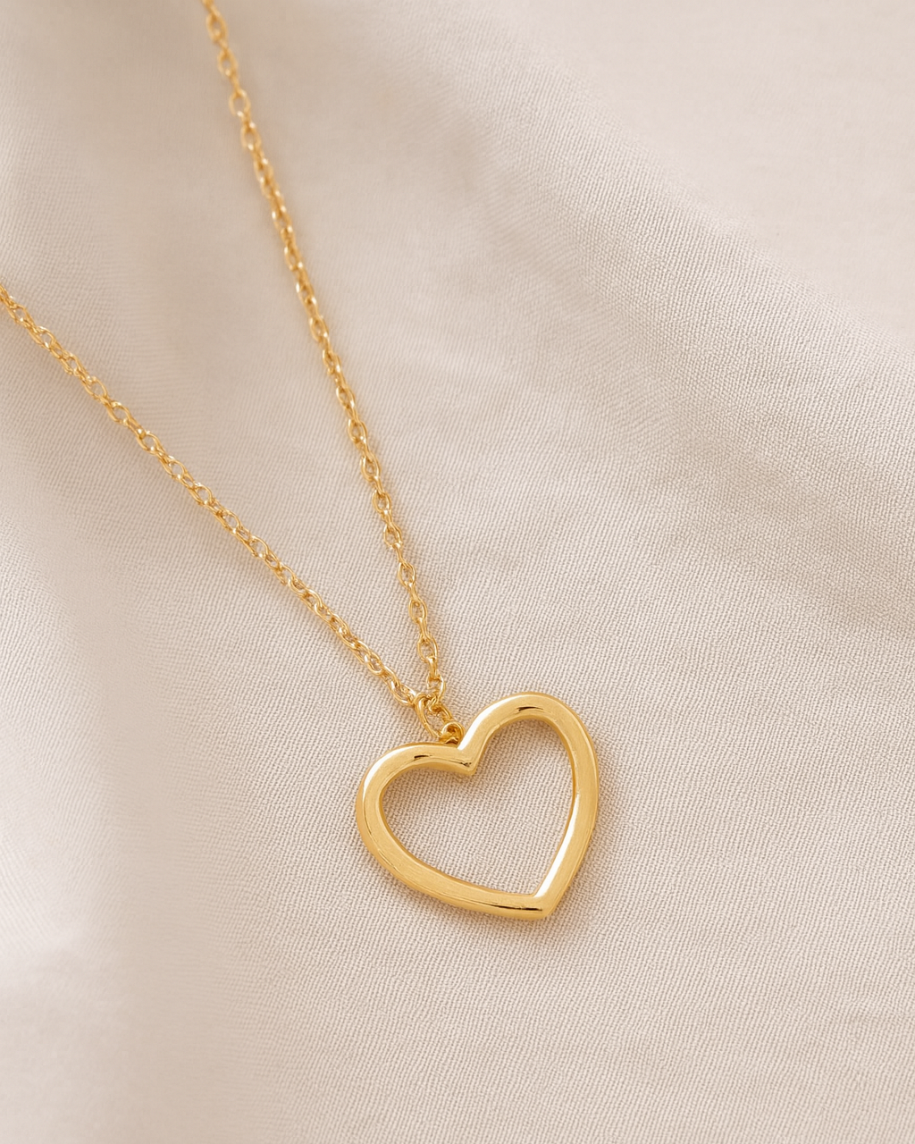 Gold-Plated Chain Necklace with Heart Pendant
